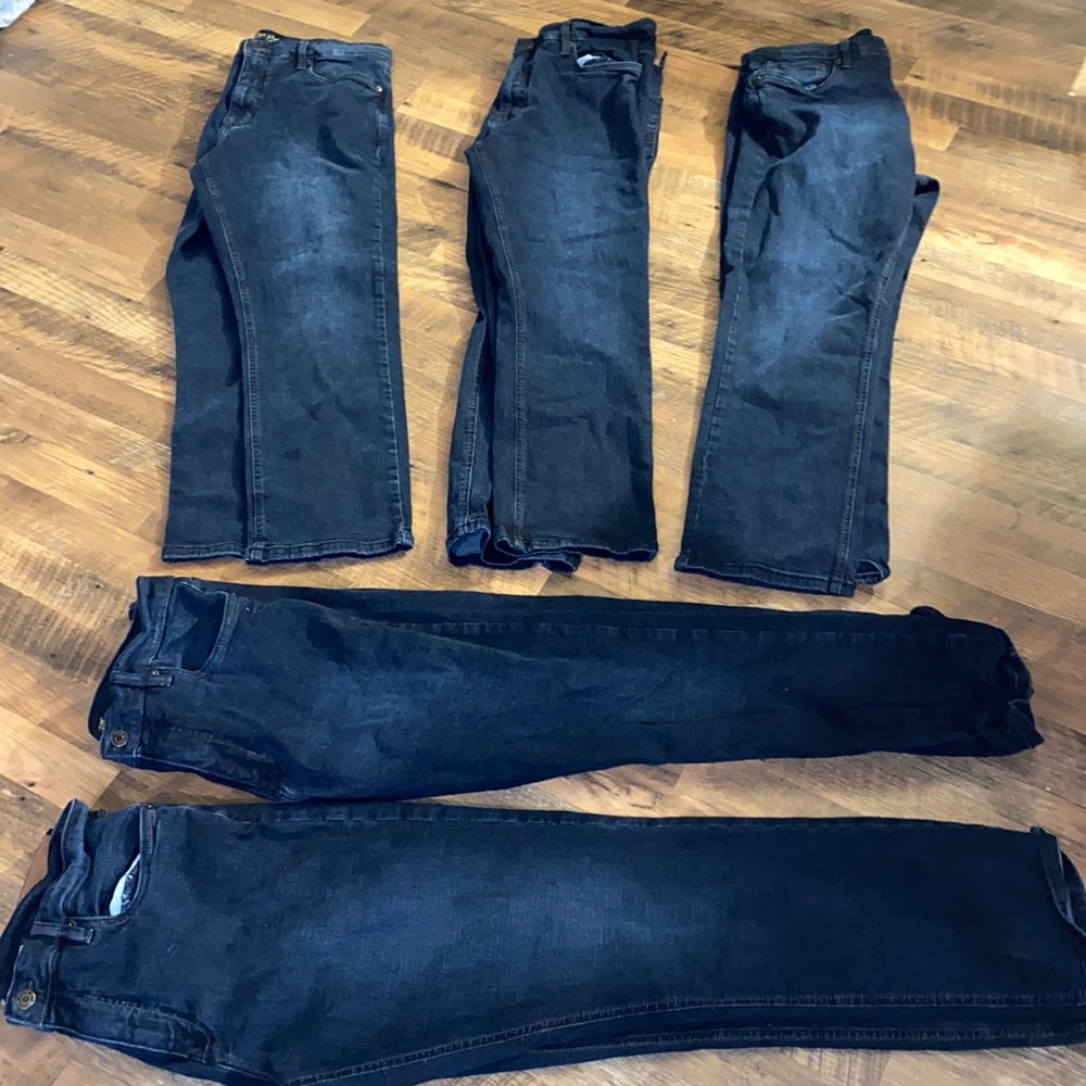 Best deal this side of the Mississippi 5 pair new urban star jeans 34x30 thicboi